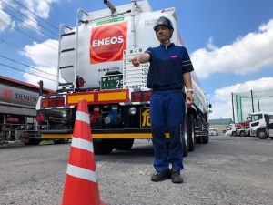 タンクローリー点検