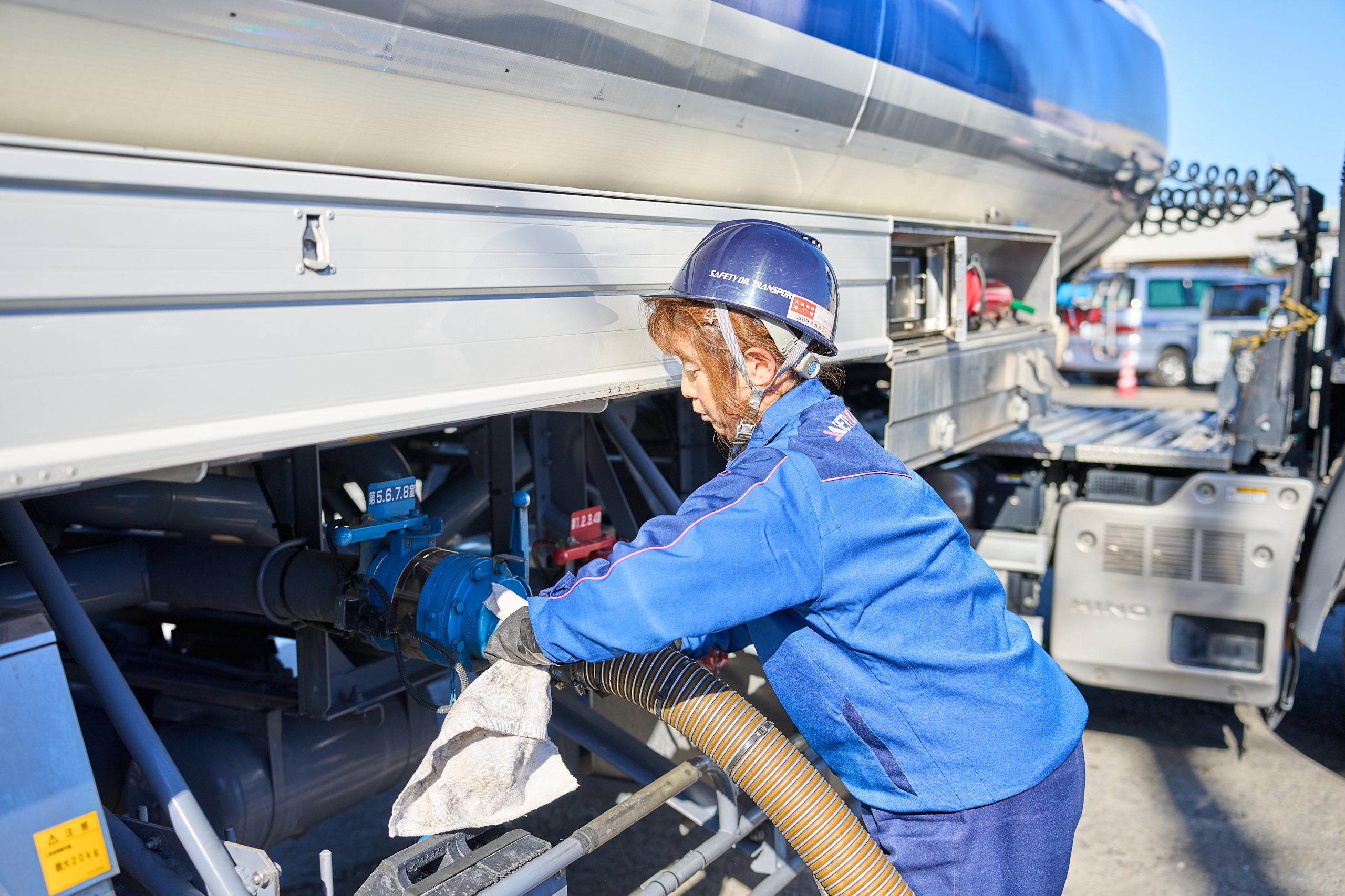 トラック運転手 女性